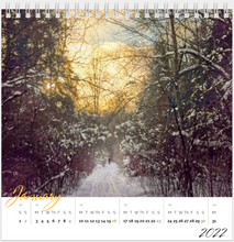 Load image into Gallery viewer, Desk Calendar 2022